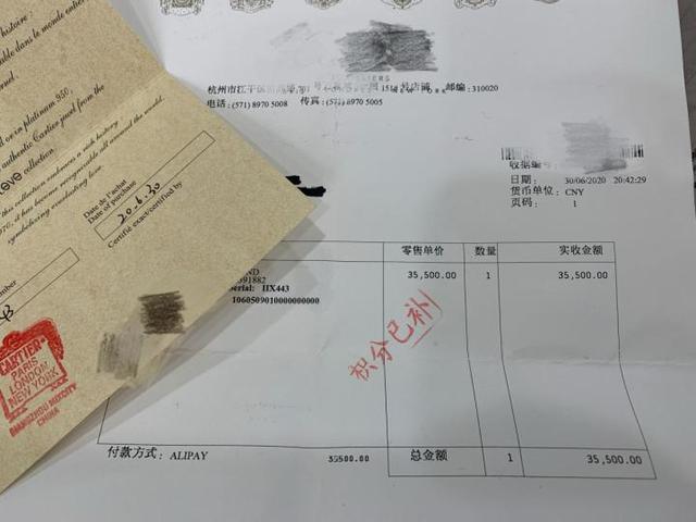 有人愿意花15萬(wàn)買一克拉鉆戒，有人只想16.8元買道具戒指，你怎么選？